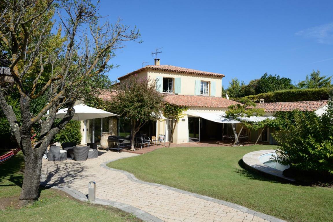 Apartamento Au pays de Cézanne Picasso Aix-en-Provence Exterior foto